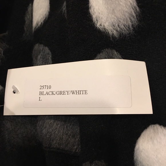 Sold out Neiman Marcus Caroline Rose “On The Dot” topper new w/tags size large - Picture 6 of 7